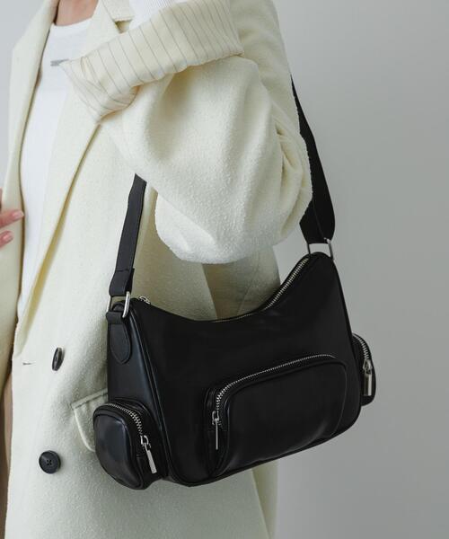 SENSE OF PLACE by URBAN RESEARCH（センスオブプレイスバイアーバンリサーチ）の「3Pポケットバッグ（ショルダーバッグ・レディース・ベージュ/ブラック/アイボリー・ONE）」の2枚目の写真