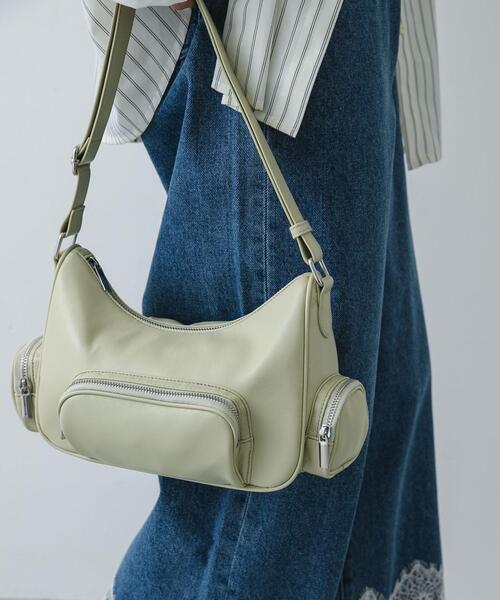 SENSE OF PLACE by URBAN RESEARCH（センスオブプレイスバイアーバンリサーチ）の「3Pポケットバッグ（ショルダーバッグ・レディース・ベージュ/ブラック/アイボリー・ONE）」の4枚目の写真