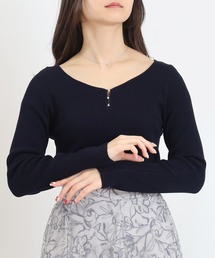TRUDEA（トルディア）の「ラインストーンハートネック リブニット長袖(300日着られるニット/イージーケア/抗ピリング加工/ウォッシャブル)（ニット/セーター）」