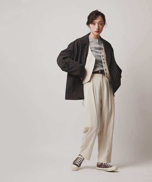 W:Huku(フーク)の「【W:Huku / ソフトタッチツイル】タック テーパード パンツ / Soft-Touch Twill Tucked Tapered Pants(スラックス・レディース・ブラック/ブラウン系その他/グレー系その他/ベージュ系その他・FREE)」の21枚目の写真