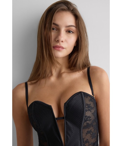 Intimissimi(インティミッシミ)の「"The Art of Lingerie" ストラクチャード トップス(その他トップス・レディース・ブラック・M/S)」の4枚目の写真