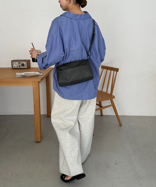 DISCOAT(ディスコート)の「ヴィンテージ調パイピングショルダーバッグ(ショルダーバッグ・レディース・ブラック/ブラウン/ピンク・FREE)」の9枚目の写真