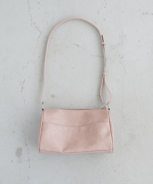 DISCOAT(ディスコート)の「ヴィンテージ調パイピングショルダーバッグ(ショルダーバッグ・レディース・ブラック/ブラウン/ピンク・FREE)」の22枚目の写真