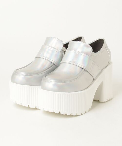 YOSUKE（ヨースケ）の「ヨースケYOSUKEウィメンズ厚底タンクソールローファーシューズ2605023（ローファー・レディース・シルバー/クリアブラック/ホワイト/ブラック・LL/L/M/S）」の4枚目の写真