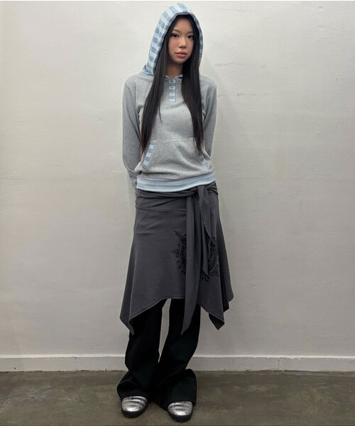 LUVISTRUE(ラヴイズトゥルー)の「EL RIBBON BOOTSCUT PANTS(BLACK)(その他パンツ・レディース・その他・SMALL/MEDIUM)」の6枚目の写真