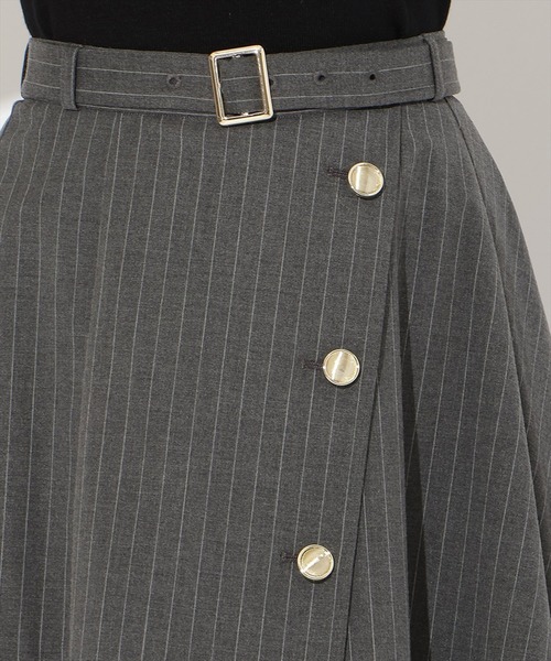 AND COUTURE（アンドクチュール）の「ベルト付きレイヤードデザインフレアスカート（スカート・レディース・グレー系その他/ブルー/ブルー系その他/ベージュ・MEDIUM/SMALL）」の13枚目の写真