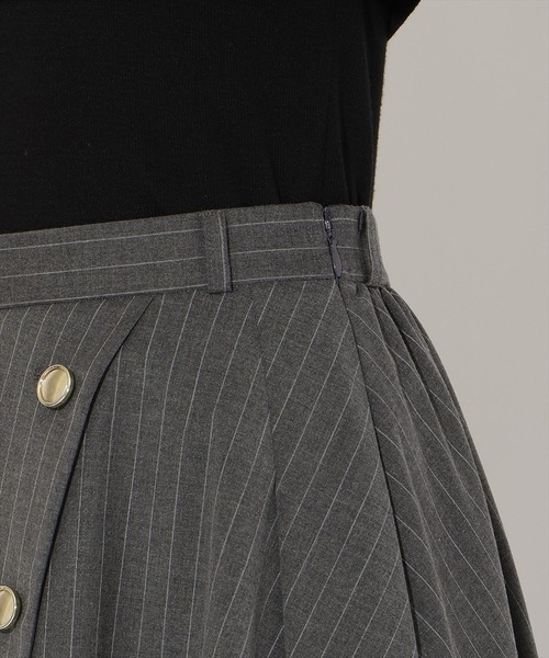 AND COUTURE（アンドクチュール）の「ベルト付きレイヤードデザインフレアスカート（スカート・レディース・グレー系その他/ブルー/ブルー系その他/ベージュ・MEDIUM/SMALL）」の14枚目の写真