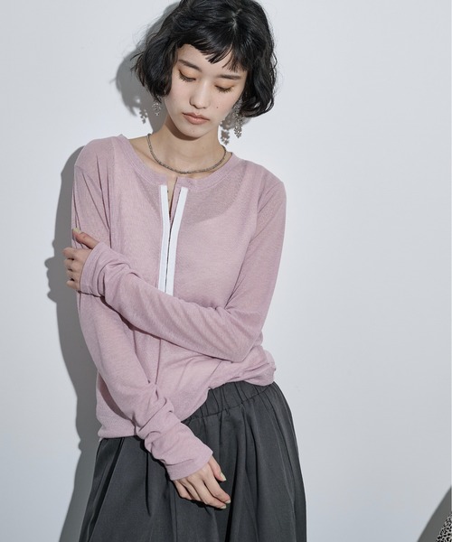 THE YOn(ザヨン)の「シアーリブホックヘンリーネックプルオーバー(Tシャツ/カットソー・レディース・ブラック/オフホワイト/グレー/ピンク・FREE)」の4枚目の写真