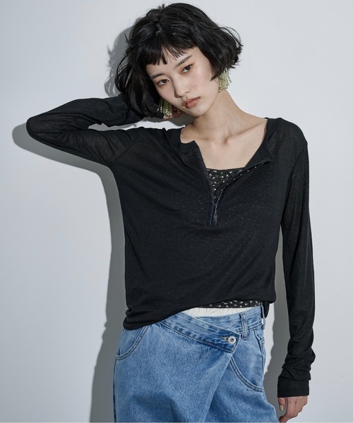 THE YOn(ザヨン)の「シアーリブホックヘンリーネックプルオーバー(Tシャツ/カットソー・レディース・ブラック/オフホワイト/グレー/ピンク・FREE)」の3枚目の写真