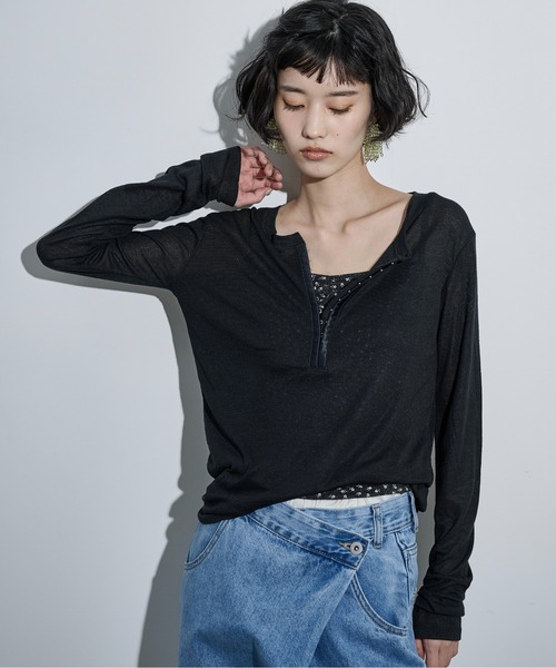 THE YOn(ザヨン)の「シアーリブホックヘンリーネックプルオーバー(Tシャツ/カットソー・レディース・ブラック/オフホワイト/グレー/ピンク・FREE)」の6枚目の写真