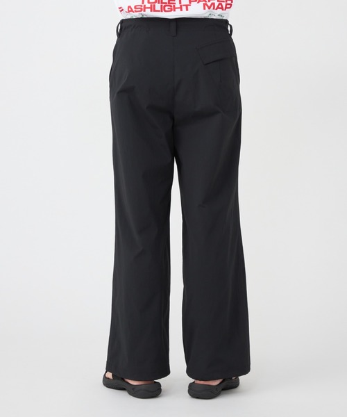 KEEN(キーン)の「NYLON STRAIGHT PANTS / ナイロン ストレート パンツ(その他パンツ・メンズ・ブラック・L/M/S/XL)」の4枚目の写真