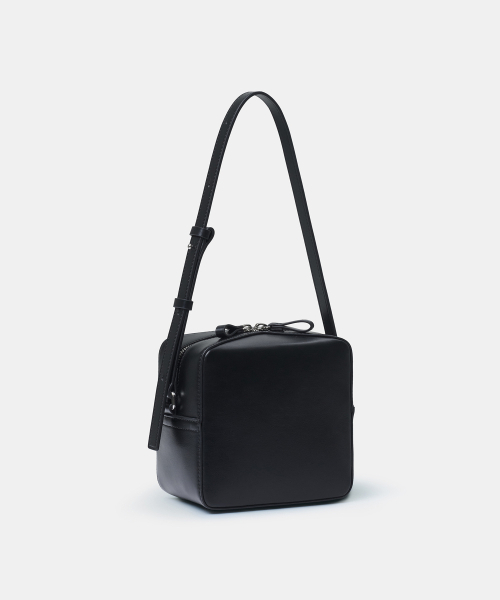 MUSINSA STANDARD WOMAN（ムシンサスタンダードウーマン）の「ウィメンズミニキューブトートバッグ[ブラック]（トートバッグ・レディース・その他・FREE）」の3枚目の写真