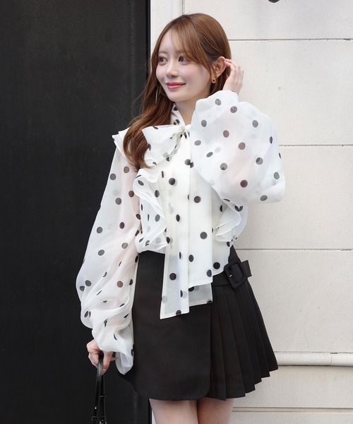 EIMY ISTOIRE(エイミーイストワール)の「ドットボウタイラッフルブラウス(シャツ/ブラウス・レディース・ブラック/ブラウン/ホワイト・F)」の15枚目の写真