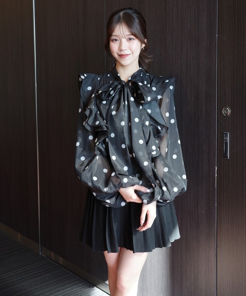 EIMY ISTOIRE(エイミーイストワール)の「ドットボウタイラッフルブラウス(シャツ/ブラウス・レディース・ブラック/ブラウン/ホワイト・F)」の18枚目の写真