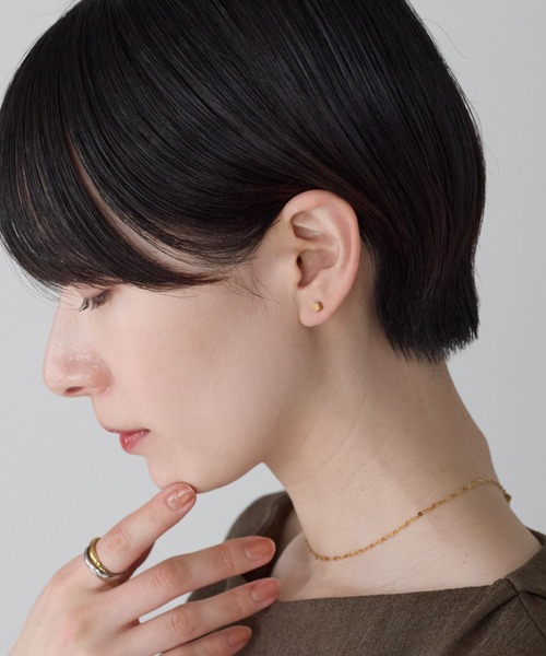 ciite' surgical stainless(シーテサージカルステンレス)の「【金属アレルギー対応】シンプルスクエア ピアス(両耳用) サージカルステンレス(ピアス(両耳用)・レディース・シルバー/ゴールド・S/M/L)」の4枚目の写真