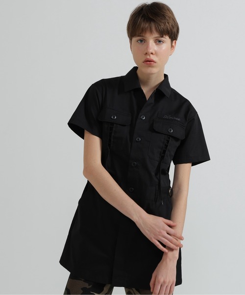 AVIREX（アヴィレックス）の「SHORT-SLEEVE MILITARY MINI SHIRT DRESS（シャツワンピース・レディース・オリーブ/ブラック・S/M）」の2枚目の写真