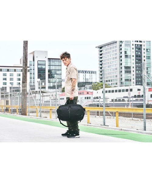 Aer（エアー）の「AER　Travel Weekender　/　AER-21048（ボストンバッグ・メンズ・ブラック・FREE）」の19枚目の写真