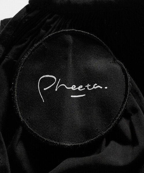 Pheeta(フィータ)の「<Pheeta>Trinity ボリュームスリーブ ブラウス / 015C-62(シャツ/ブラウス・レディース・ブラック/ホワイト・FREE)」の21枚目の写真