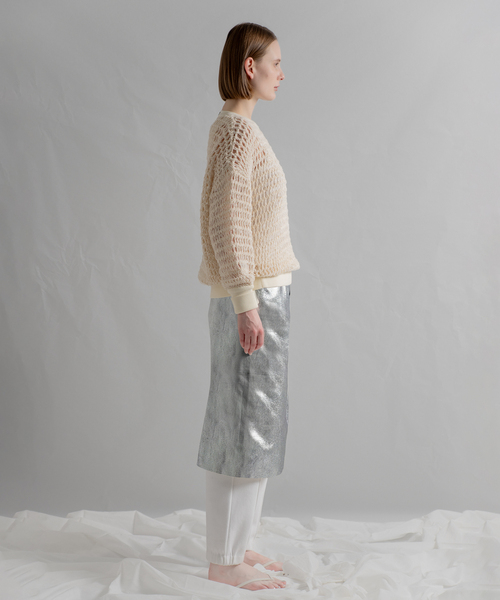 CALMER（カルメール）の「Shiny Brighton Skirt（スカート・レディース・シルバー・1/2）」の4枚目の写真