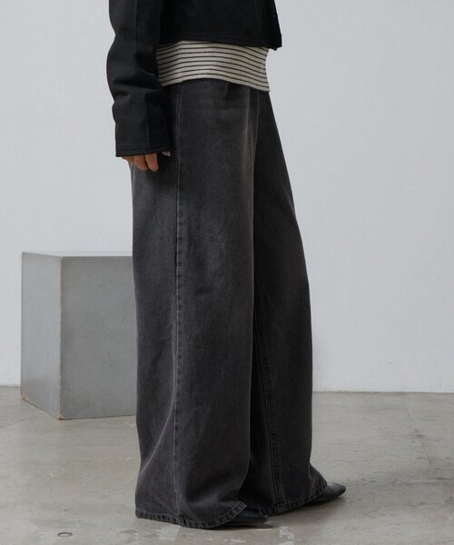 goocy（グーシー）の「【ワードローブ必須！】ワイドストレートデニムパンツ（デニムパンツ・レディース・ブラック/ブルー/ネイビー・PM/MEDIUM/SMALL）」の4枚目の写真