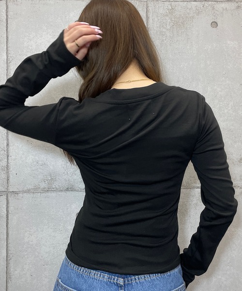 ROGER AND RAW(ロジャーアンドロウ)の「ラウンドネック ショート丈ロンT(Tシャツ/カットソー・レディース・ホワイト/ブラック/グレー/ライトカーキ・FREE)」の6枚目の写真