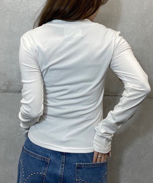 ROGER AND RAW(ロジャーアンドロウ)の「ラウンドネック ショート丈ロンT(Tシャツ/カットソー・レディース・ホワイト/ブラック/グレー/ライトカーキ・FREE)」の17枚目の写真