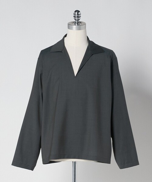 LOEFF（ロエフ）の「＜LOEFF＞トロピカルウール スキッパー シャツ UNISEX（シャツ/ブラウス・レディース・オリーブ/ブラック/コバルトブルー・0/2/1）」の2枚目の写真