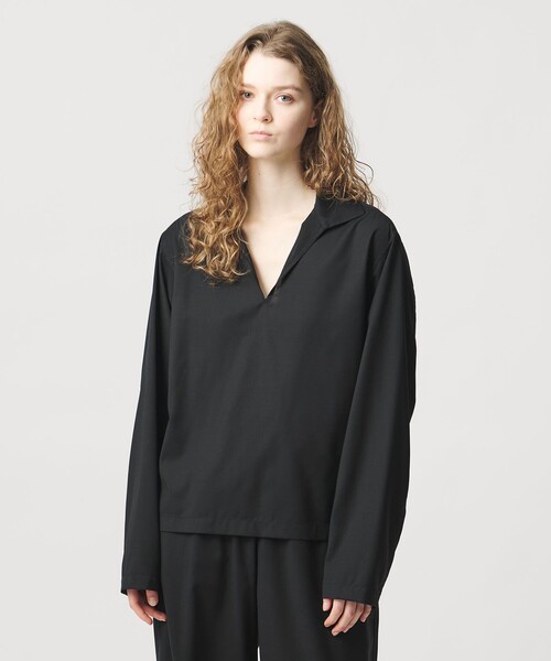 LOEFF（ロエフ）の「＜LOEFF＞トロピカルウール スキッパー シャツ UNISEX（シャツ/ブラウス・レディース・オリーブ/ブラック/コバルトブルー・0/2/1）」の8枚目の写真