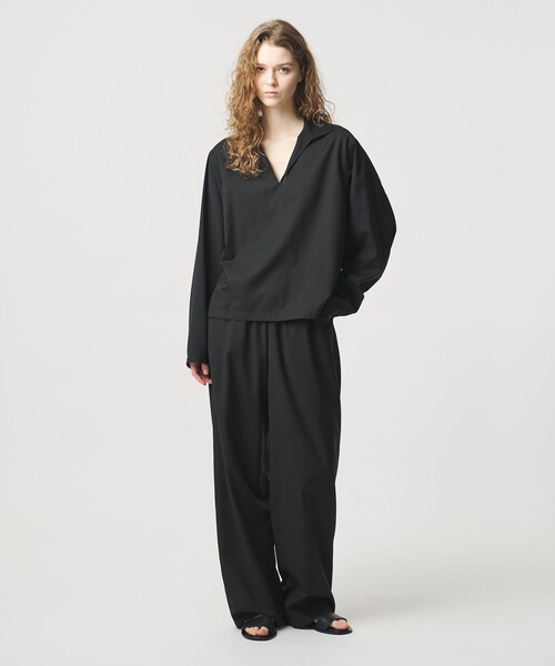 LOEFF（ロエフ）の「＜LOEFF＞トロピカルウール スキッパー シャツ UNISEX（シャツ/ブラウス・レディース・オリーブ/ブラック/コバルトブルー・0/2/1）」の9枚目の写真