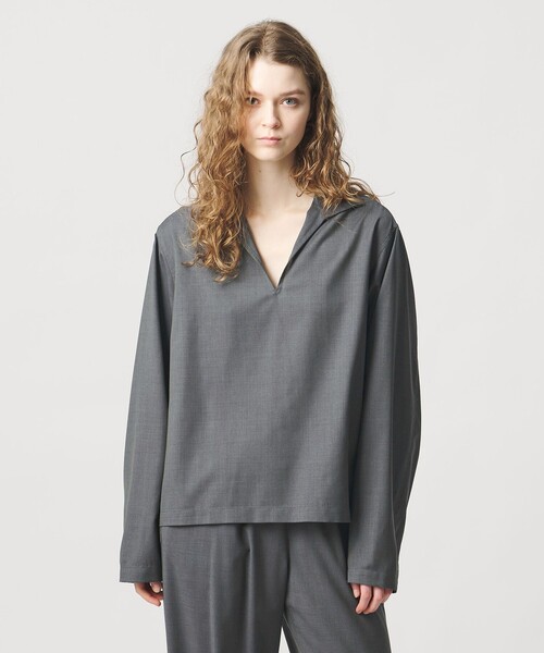 LOEFF（ロエフ）の「＜LOEFF＞トロピカルウール スキッパー シャツ UNISEX（シャツ/ブラウス・レディース・オリーブ/ブラック/コバルトブルー・0/2/1）」の11枚目の写真