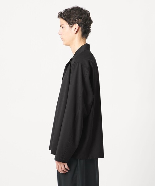 LOEFF（ロエフ）の「＜LOEFF＞トロピカルウール スキッパー シャツ UNISEX（シャツ/ブラウス・レディース・オリーブ/ブラック/コバルトブルー・0/2/1）」の19枚目の写真