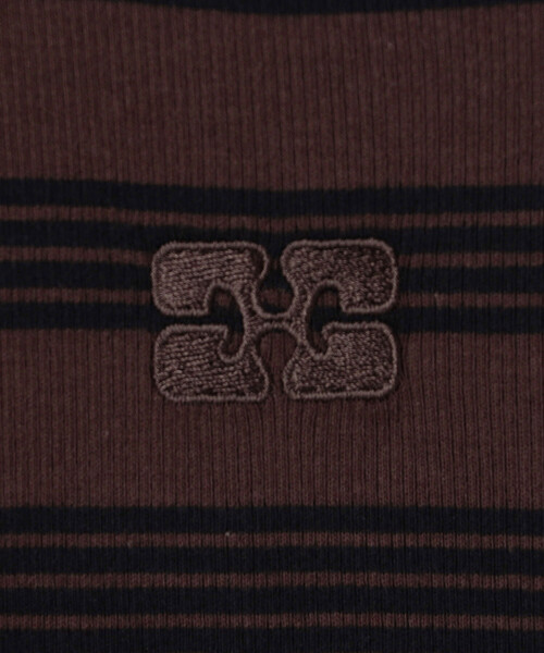 GANNI（ガニー）の「GANNI/ガニー Soft Cotton Rib Tank Top / A1050049 / ワンポイントロゴ 刺繍 リブニット タンク（タンクトップ・レディース・ピンク/ブラウン/サックスブルー・SMALL）」の6枚目の写真