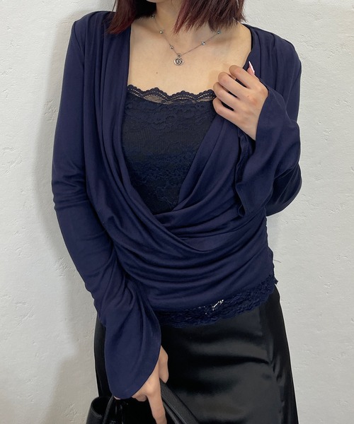 ROGER AND RAW(ロジャーアンドロウ)の「レース切替カシュクールドレープトップス(Tシャツ/カットソー・レディース・グレー/ネイビー・FREE)」の2枚目の写真