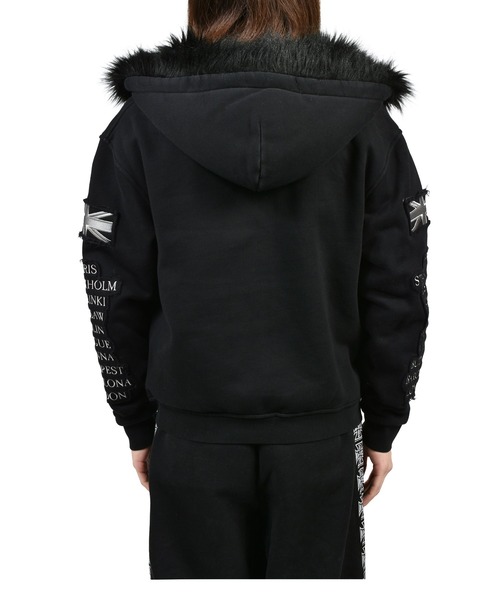 ALICE HOLLYWOOD(アリスハリウッド)の「EUROTRIP PATCHED ZIP HOODIE(パーカー・メンズ・ブラック・X-LARGE/LARGE/MEDIUM/SMALL)」の2枚目の写真