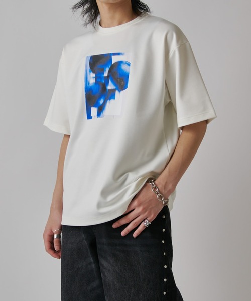 Lui's（ルイス）の「OUT OF FOCUS Tシャツ（Tシャツ/カットソー・メンズ・ブラック系その他/チャコールグレー/ブラック/ダークグレー/ホワイト/ホワイト系その他・S/M）」の8枚目の写真