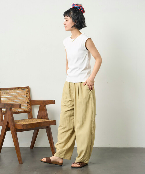 FREAK'S STORE（フリークスストア）の「<接触冷感> SUMMERCOOL タック カーブ イージーパンツ（スラックス・レディース・ブラウン/ブラック/ブルーグリーン・SMALL/MEDIUM）」の7枚目の写真