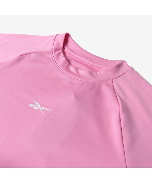 Reebok(リーボック)の「トレイン カットアウト ロングスリーブ / ID TRAIN CUTOUT LONG SLEEVE(その他トップス・レディース・ピンク/ブラック・SMALL/MEDIUM/LARGE/X-SMALL)」の22枚目の写真