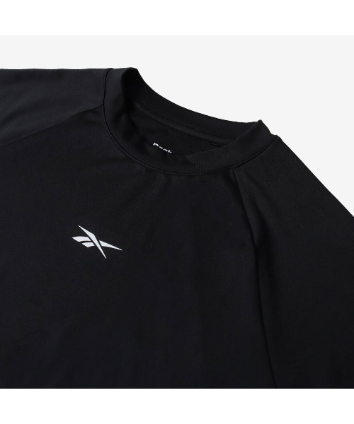 Reebok(リーボック)の「トレイン カットアウト ロングスリーブ / ID TRAIN CUTOUT LONG SLEEVE(その他トップス・レディース・ピンク/ブラック・SMALL/MEDIUM/LARGE/X-SMALL)」の11枚目の写真
