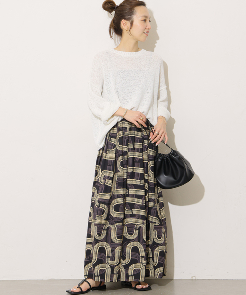 JOURNAL STANDARD relume（ジャーナルスタンダード　レリューム）の「モダンアフリカンプリントギャザースカート（スカート・レディース・ブラック/ブラウン・FREE）」の17枚目の写真