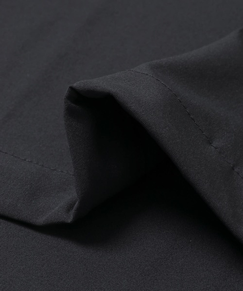 URBAN RESEARCH DOORS（アーバンリサーチドアーズ）の「『150サイズあり』『UR TECH』サマシェアシャツカーディガン(KIDS)（シャツ/ブラウス・キッズ・チャコールグレー/グリーン・120/150/135）」の5枚目の写真