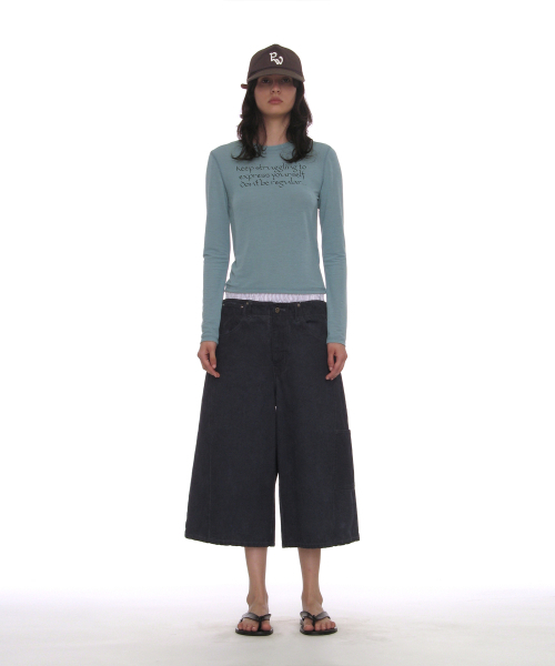 PARTIMENTO WOMEN(パルティメントウィメン)の「DBRスローガンプリンテッドロングスリーブTシャツ_エメラルド(Tシャツ/カットソー・レディース・その他・SMALL/MEDIUM)」の2枚目の写真