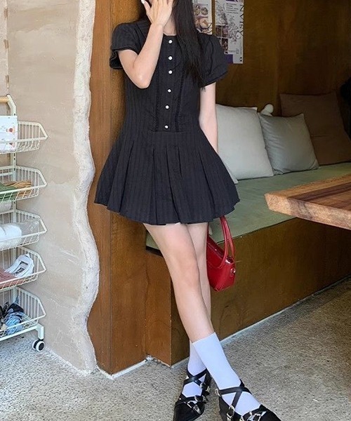 gossip!ロサンゼルス(ゴシップロサンゼルス)の「YUGA シャツワンピース 安全ショーツ付き(ワンピース・レディース・ブラック/ホワイト・L/M)」の9枚目の写真