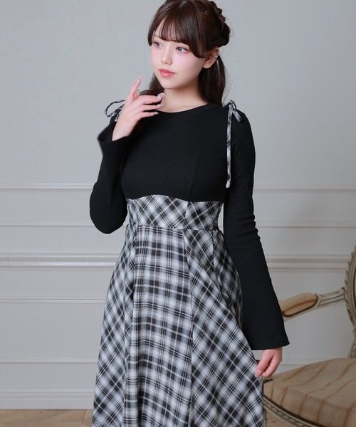 Anely（アネリー）の「異素材 チェック柄 リボン ハイウエスト ワンピース（ワンピース・レディース・ブラック/ブラウン/グレー・FREE）」の22枚目の写真