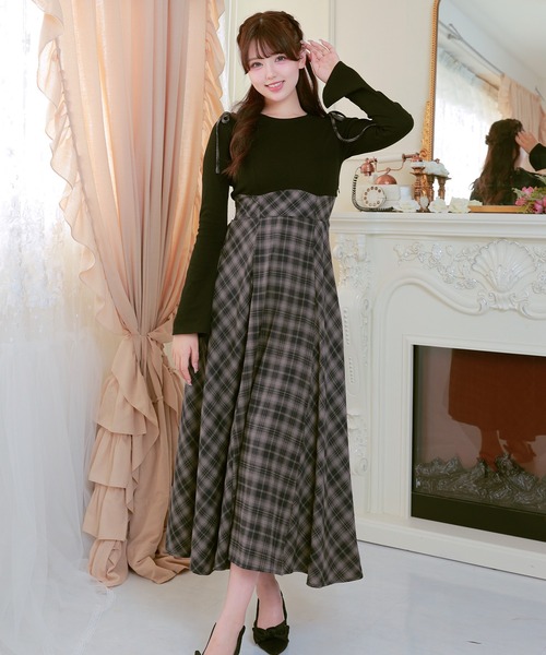 Anely（アネリー）の「異素材 チェック柄 リボン ハイウエスト ワンピース（ワンピース・レディース・ブラック/ブラウン/グレー・FREE）」の17枚目の写真