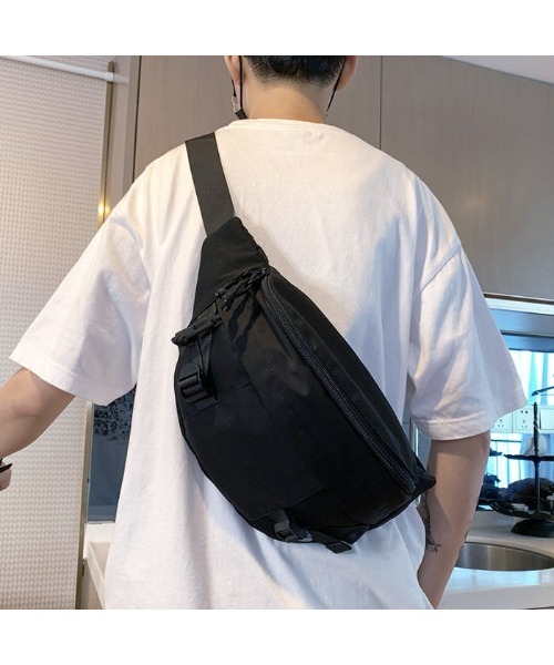 tokohana(トコハナ)の「ショルダーバッグ ウエストポーチ春 夏ボディバック(ボディバッグ/ウエストポーチ・レディース・ブラック・FREE)」の11枚目の写真