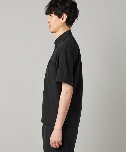 COMME CA MEN（コムサメン）の「【撥水】【COMME CA MEN BLACK】4WAYテック半袖シャツ（シャツ/ブラウス・メンズ・ブラック/チャコールグレー・M/L）」の4枚目の写真