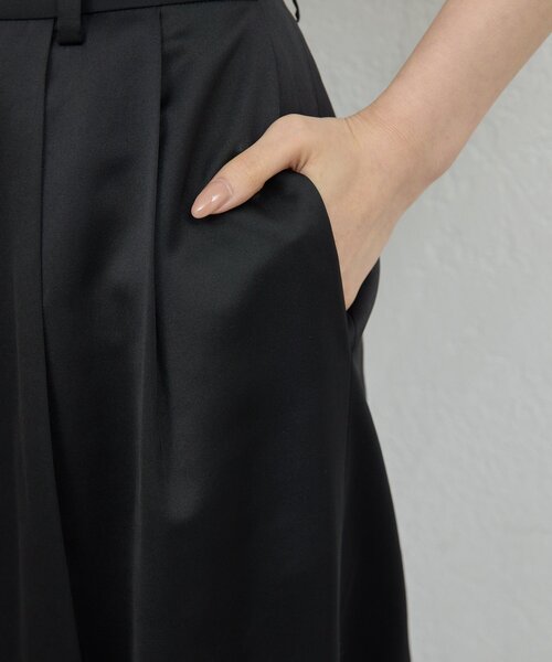 GALLARDAGALANTE(ガリャルダガランテ)の「サテンスラックス(その他パンツ・レディース・アイボリー/ブラック・0/1)」の18枚目の写真