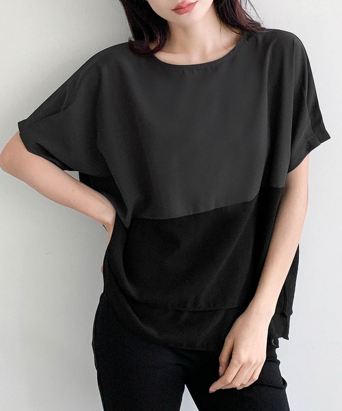 LOWO(ロワ)の「配色レイヤード風オーバーサイズ半袖カットソー(Tシャツ/カットソー・レディース・ホワイト/チャコールグレー・FREE)」の6枚目の写真