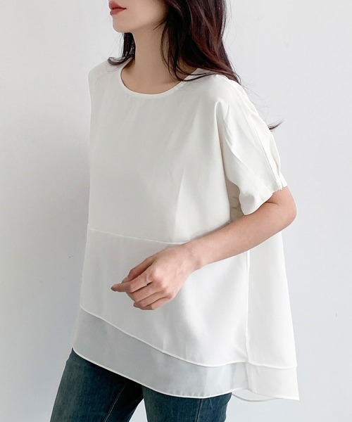LOWO(ロワ)の「配色レイヤード風オーバーサイズ半袖カットソー(Tシャツ/カットソー・レディース・ホワイト/チャコールグレー・FREE)」の11枚目の写真