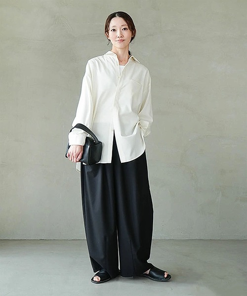 SOLAMONAT LARME（ソラモナラーム）の「比翼シャツ（シャツ/ブラウス・レディース・オフホワイト/チャコール/ブラック/ブラウン・38）」の5枚目の写真